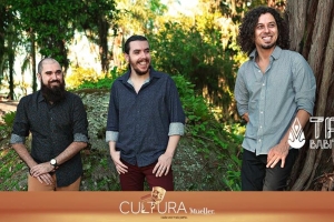 Trio Babitonga se apresenta no Shopping Mueller na quinta-feira, dia 24